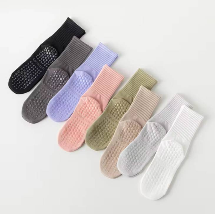 Pilates / Yogo Grip Socks - Image 2